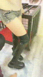 【Essse】绿帽伺候约会回家-长靴踩虐_赏赐圣水_胯下羞辱bf47113封面图