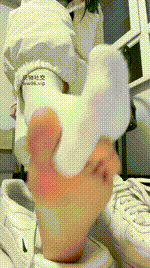 【奶味小仙女】酸臭小白鞋241228-6封面图