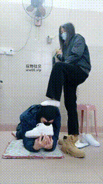 【奇了怪了】马丁靴女神的脚下奴JS250101-15封面图