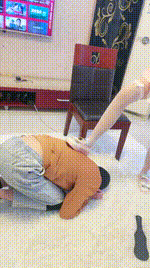 【咏慈】洛丽塔白丝踩虐_转胯鞭打【双视角版】bf48799_2