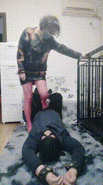 【百变小妈】捆绑囚禁狗笼_全体重踩踏JS241229-13封面图