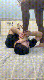 【And】裸足踩踏恋足舔_骑马JS250122-24