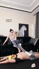 【艾琳175】腿夹窒息_健身后原味白袜辱_中指鄙视【双视角版】bf47433_1封面图