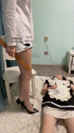 【白兔】高跟美腿踩小三狗bf48365封面图