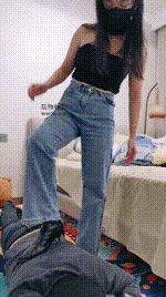 【阿雅】牛仔裤坐脸窒息_短靴黑丝踩JS241208-66封面图