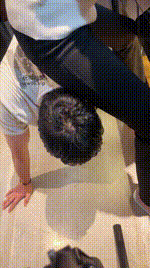 【诗诗】运动鞋踩脚垫_骑马狗爬_伺候就寝JS250101-43封面图