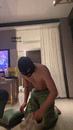 【缈缈】原味船袜辱_板鞋暴力踢踹_数据线鞭打_喂口水bf47167