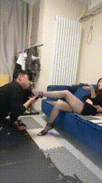 【林音】喂口水_铆钉高跟黑丝虐_骑狗做深蹲JS241216-25_2封面图