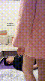 【埋汰】美腿踩虐恋足舔_骑马JS250116-17