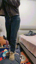 【啊雅】牛仔裤坐脸窒息_雪地靴白袜踩虐bf48735