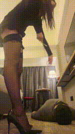 【漫漫】高跟 小白鞋全体重踩踏bf49434封面图