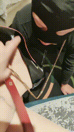 【珮珮】镜前羞辱-高跟美腿踩踏虐打bf49158