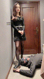 【猴歌】短靴黑丝全体重踩踏bf48635封面图