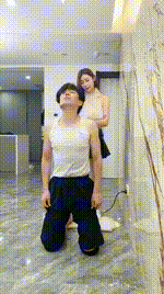 【麋鹿银儿】踩背上疯狂鞭打_腿绞浓痰_胯下爬行bf48882封面图