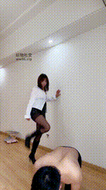 【兔S】长靴黑丝 运动鞋暴力踢踹bf49834封面图