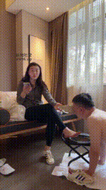 【金融女主】贝壳头捂裸足原味狂舔JS241224-7封面图