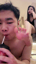 【凉子】漂亮网红把榜一大哥虐成狗【下】-双视角版bf49735_2封面图