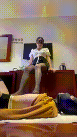 【颜主】高跟黑丝踩踏_坐脸窒息bf48307封面图