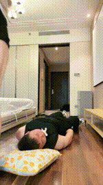 【狸狸】无限暴虐-暴力踩狗脸踹头_烟烫巴掌bf49795封面图