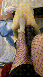 【棋棋大人】网袜玉足脚喂食狂舔JS250205-35封面图