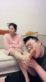 【埋汰】品尝女朋友的玉足bf49736