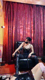 【冷颜】女仆闻舔腋下_鞭打_高跟长靴踩JS250224-16封面图