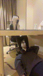 【槿】镜前骑马羞辱_长靴碾压踩bf49254