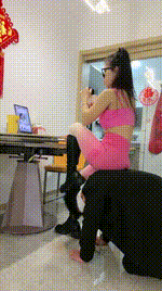 【薇薇】长靴脚下喂食_物化家具奴JS250301-42封面图