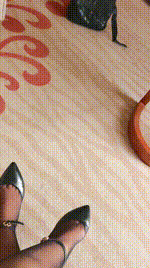 【庄婉】高跟黑丝恋足舔JS250305-27封面图