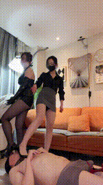 【茹雪】双S-坐脸窒息_高跟踩踏_掐乳【双视角版】bf49196_2封面图