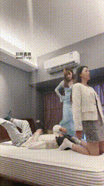 【猴歌】双S-白袜踩踏坐脸窒息_转胯狗爬bf50944