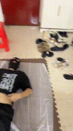 【林兮】高跟玉足踩踏狂舔JS250327-33封面图