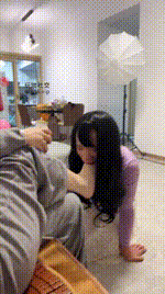 【南月女神】毛拖鞋玉足踩虐喂食JS250305-31封面图