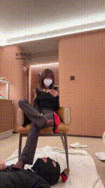 【Siu姐姐】白领S-黑丝臭脚丫蹂躏踩JS250321-17封面图