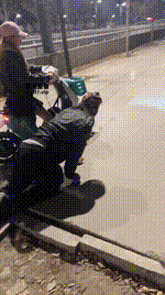 【莹莹】胆大调教-户外遛狗爬挺远bf51447封面图