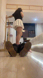 【沐沐】双S-精神小妹轮流踩踏-抽耳光【双视角版】bf52461_1封面图