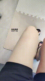 【灵主】跪舔脏拖鞋玉足JS250416-25封面图