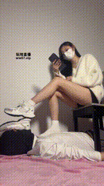 【甜恬】艺校女神-小白鞋白袜踩bf51456封面图