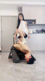 【九月】脏鞋白袜玩虐骚贱奴【双视角版】bf56889_2封面图