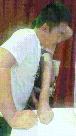 【咩祖】脚插嘴=品尝酸臭丝袜JS250820-23