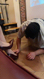 【小奕】近距离-清理脏高跟玉足【双视角版】JS250704-39_1封面图