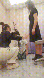 【夸梨】母畜-狗链遛狗-袜子塞嘴-重度耳光【双视角版】JS250331-20_1封面图