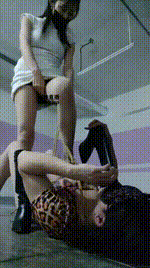 【喵酱紫】骑马狗爬变装奴-长靴高跟肉丝踩bf51757封面图