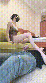 【柒哥】高跟玉足美腿踩虐bf52176封面图