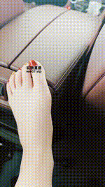 【玉主子】车内脚丫诱惑司机JS250406-7封面图