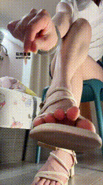 【兔兔酱】不鹿挑战高跟凉鞋250421-26