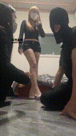 【女生也能很暴力】双S-精神小妹暴力踩踏虐打JS250422-17封面图