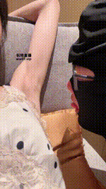 【凉子】虐乳脚耳光_玉足深喉_闻舔腋下bf52503封面图