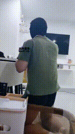 【晓白】手铐反绑-肉丝脚插嘴-重度虐乳JS250422-12封面图