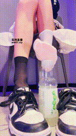 【奶味小仙女】黑白双煞250501-13封面图